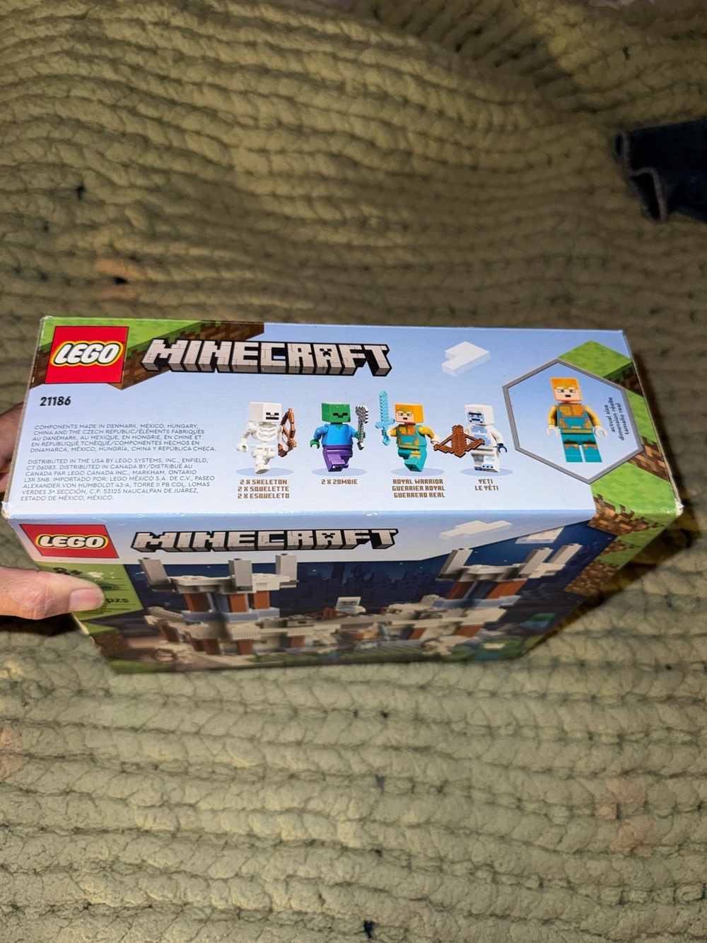 Lego Minecraft - Picture 3 of 3